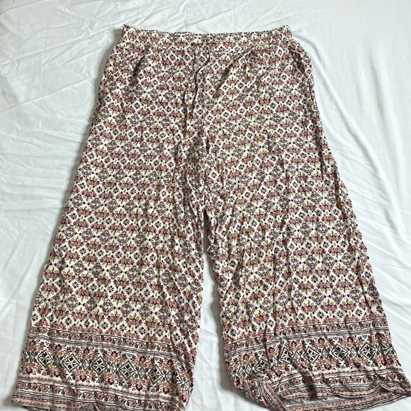 Torrid Womens Pull-On Wide Leg Floral High Rise Pants - Picture 7 of 12